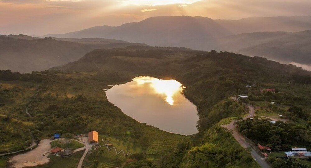 laguna-de-guaitipan