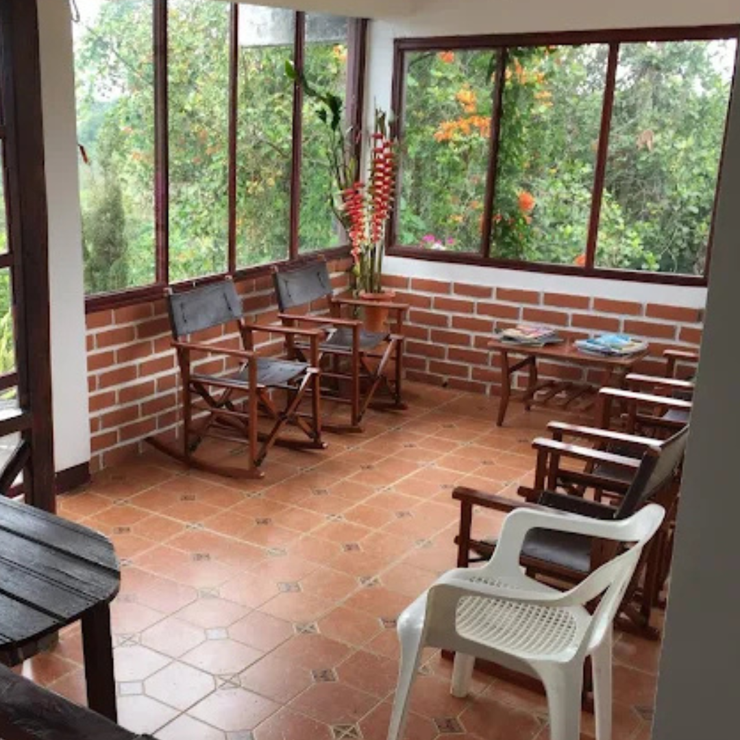 sala de espera hostal pachamama